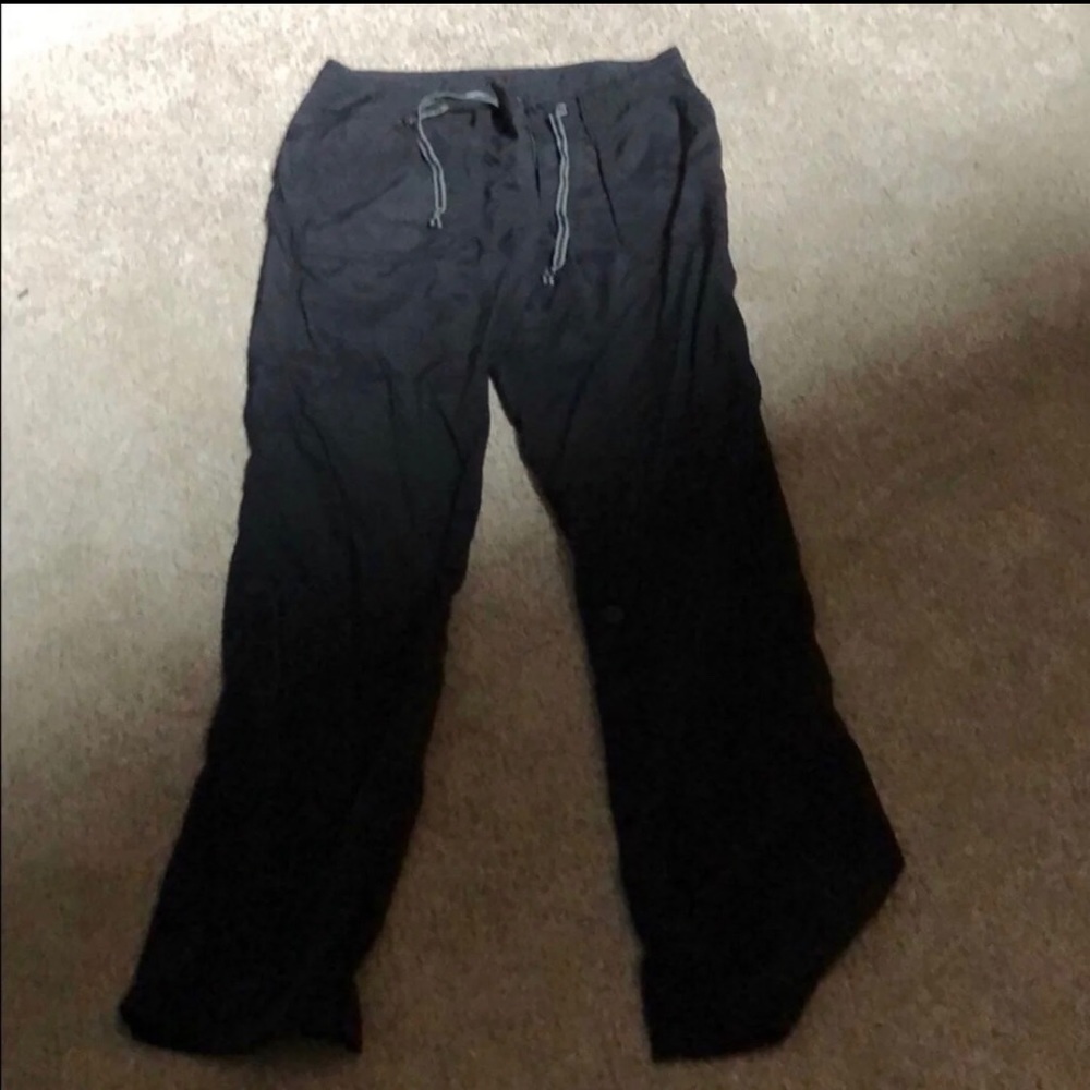 North Face Women’s Size 6 Pants